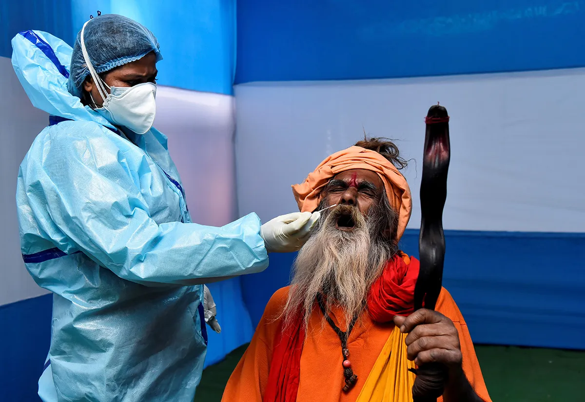 Virus mutasi India sudah masuk Indonesia, pemerintah tangguhkan visa