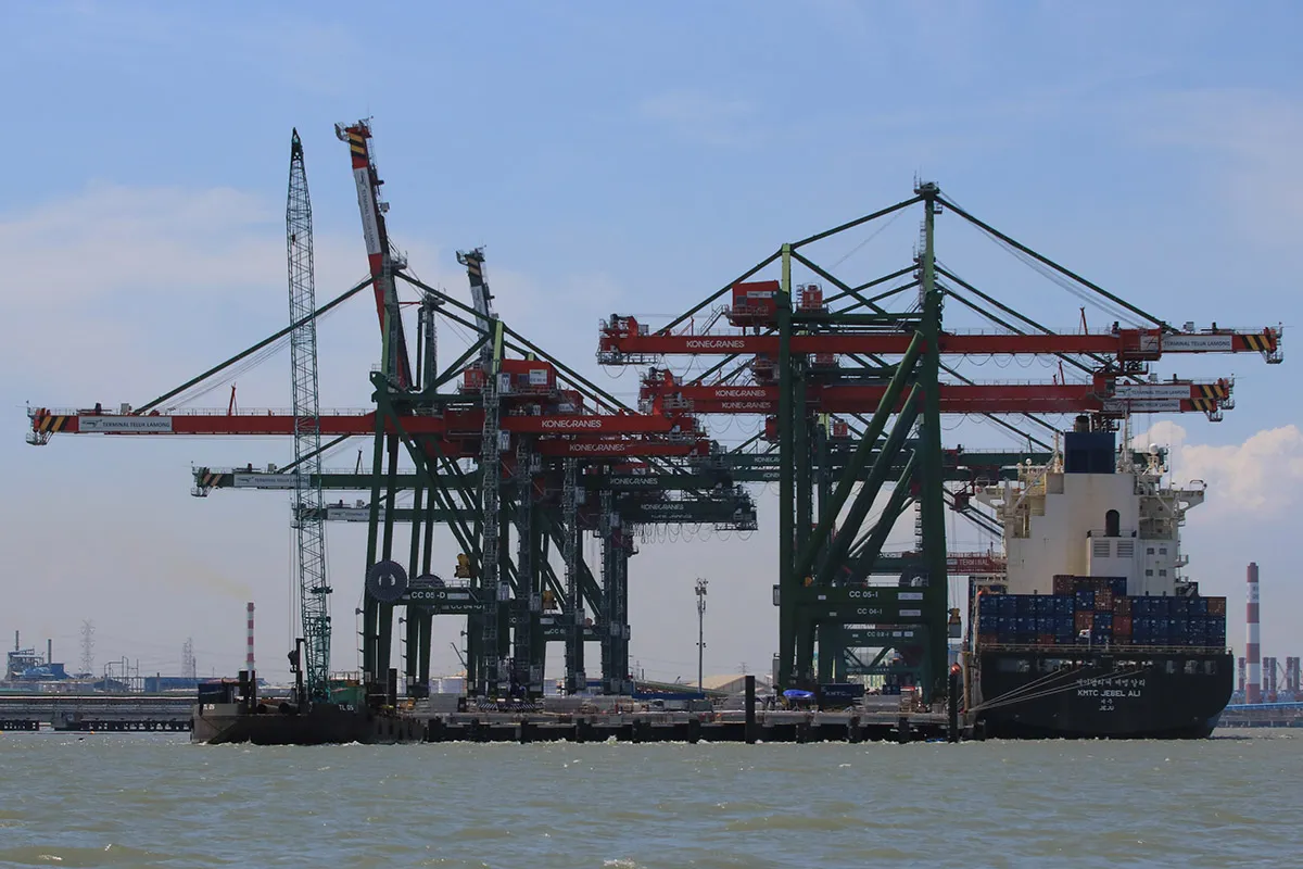 DRI memprediksi neraca perdagangan Januari 2021 surplus US$ 2,08 miliar