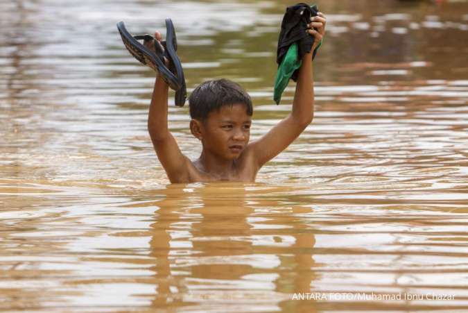 Hujan masih bisa guyur wilayah Indonesia hingga April, tetap waspada banjir