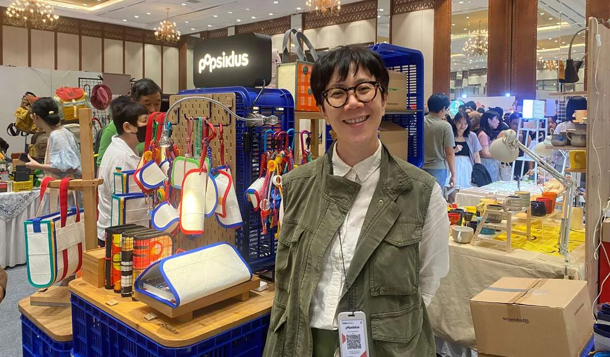 Memoles Bahan Yang Terbuang Menjadi Bernilai