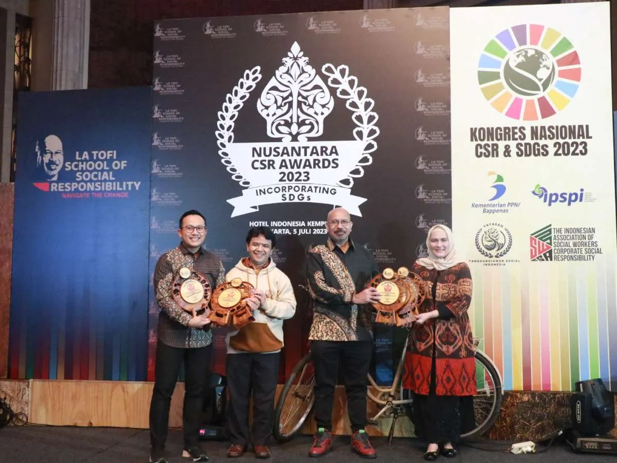 Askrindo Raih 6 Penghargaan Nusantara CSR Awards 2023