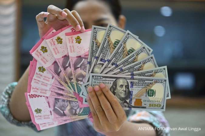 Rupiah Spot Ditutup Melemah 0,46% ke Rp 16.358 Per Dolar AS pada Senin (10/2)