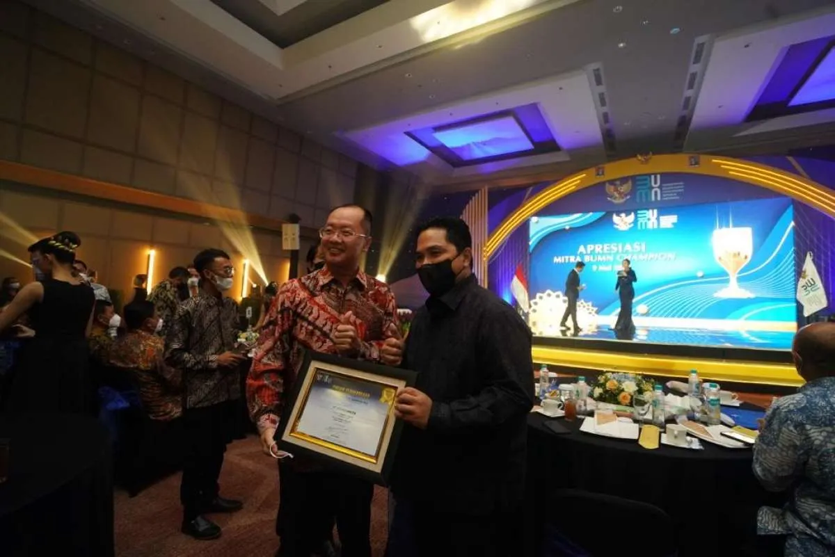 ZTE Raih Penghargaan Global Champion Kategori Vendor dari Kementerian BUMN