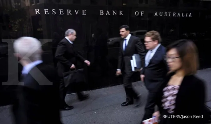 Australia's Central Bank Holds Rates, Softens Hawkish Stance Slightly