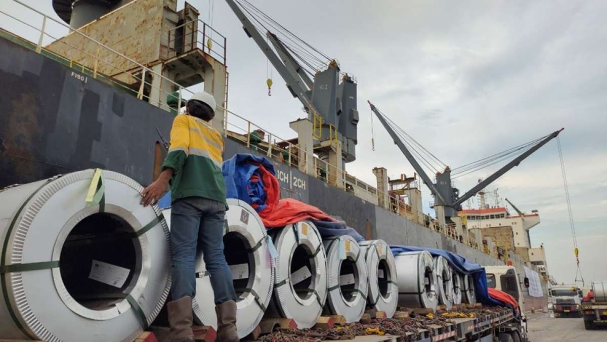 Indeks Manufaktur Mei Melaju Lambat