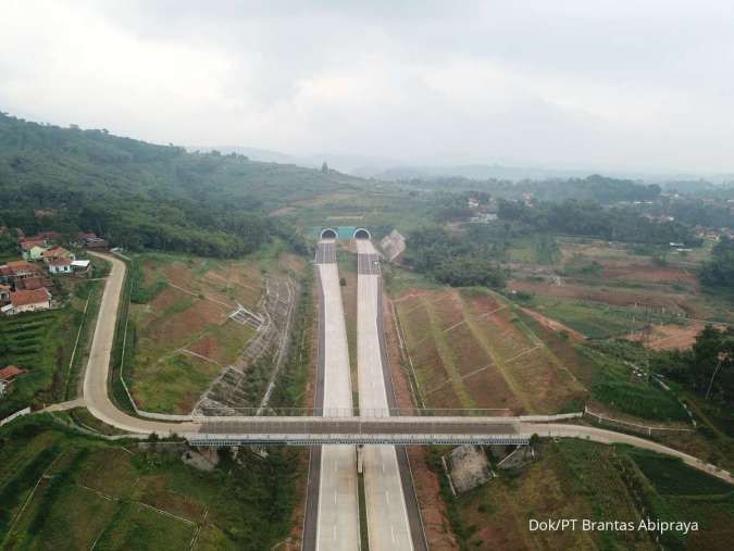 Brantas Abipraya Berkontribusi Bangun Tol Berterowongan Kembar Pertama di Indones