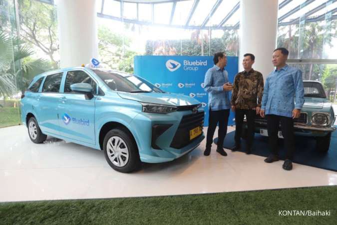 Toyota Serahkan 750 Unit All New Avanza Transmover untuk BlueBird, Diklaim Lebih Irit