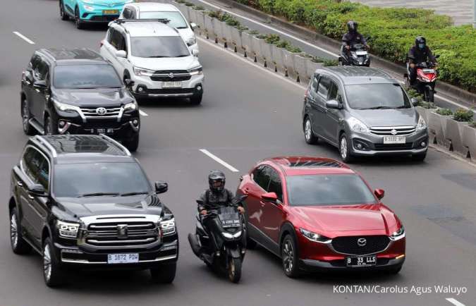 Motor dan Mobil Wajib Asuransi Mulai 2025, Moms Perlu Tahu