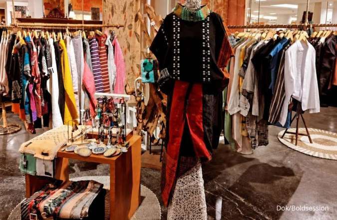 Cuan dari Kreasi Ulos Berbalut Batik Jakarta