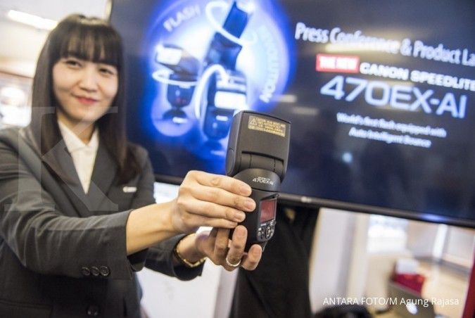 Canon luncurkan flash kamera berteknologi AI bounce pertama di dunia