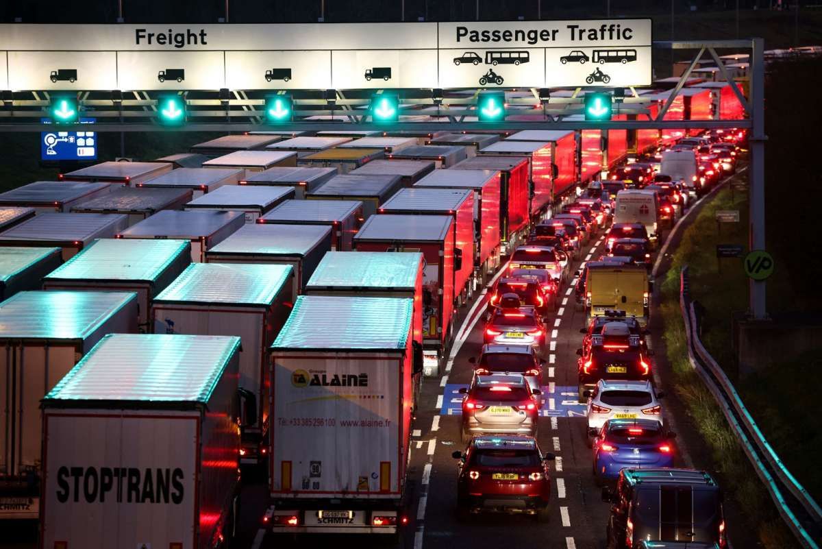 UK New Car Sales See Second Weakest May in 30 Years