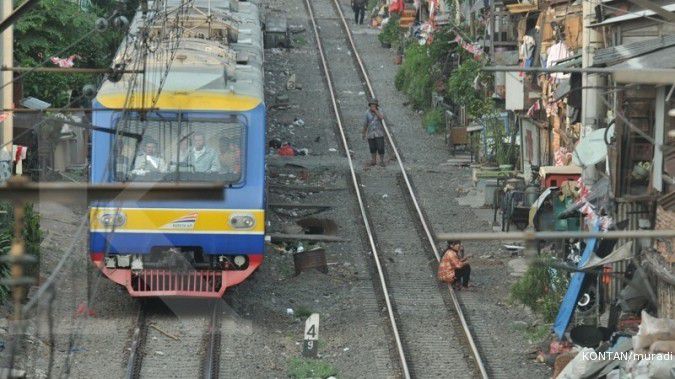 Trayek angkutan umum dengan jalur KA Lingkar Luar
