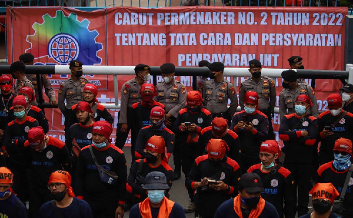 Bukan Direvisi, Pekerja Ingin Aturan JHT Baru Dicabut
