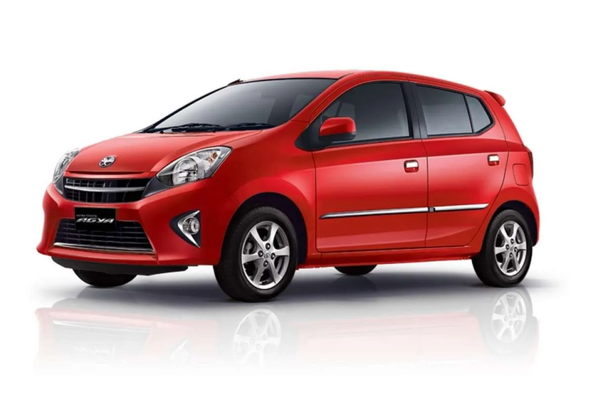 Harga mobil bekas Toyota Agya kian murah per Juni 2021, dapat varian ini