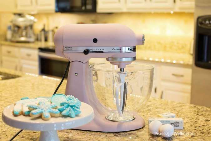 Perbandingan Hand Mixer dan Stand Mixer, Pilih yang Mana Ya?