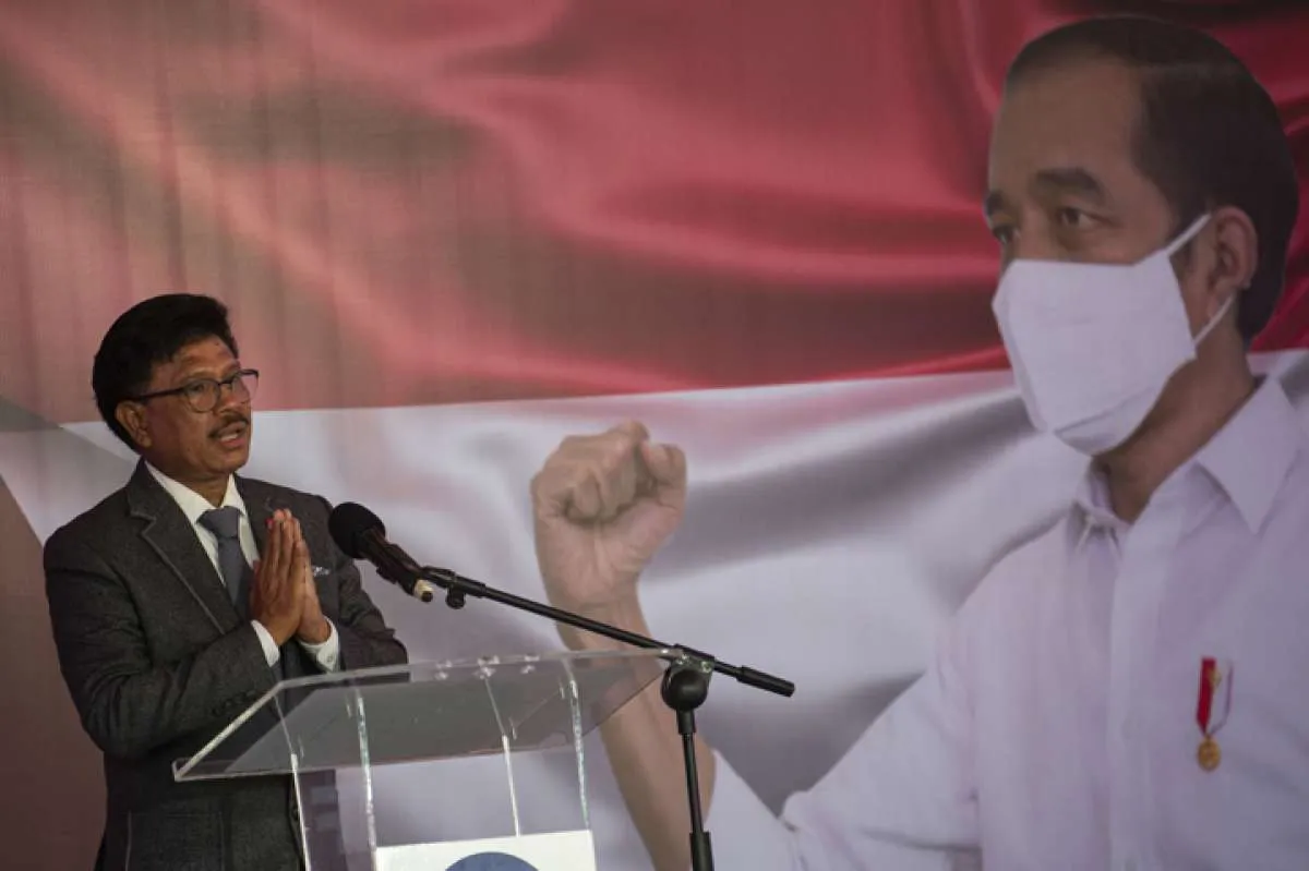 Menkominfo Sebut 11 Satelit Bumi Akan Dukung Operasional Satelit Satria-1