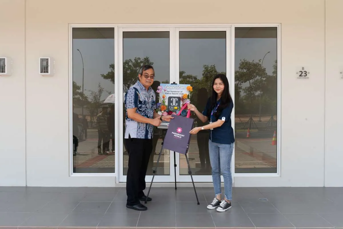  Paramount Petals Gelar Serah Terima Ruko Calico Square