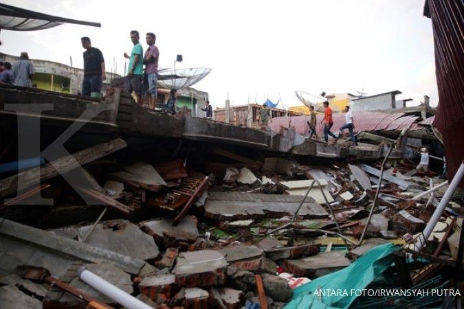Korban gempa Aceh sementara 99 meninggal dunia