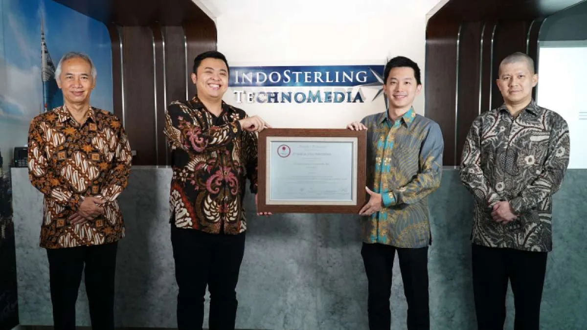 Harga melesat 35% saat IPO, saham Indosterling Technomedia (TECH) kena auto reject