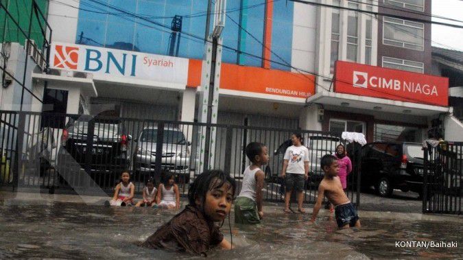 Waspada, jalan di Jakarta masih tergenang air