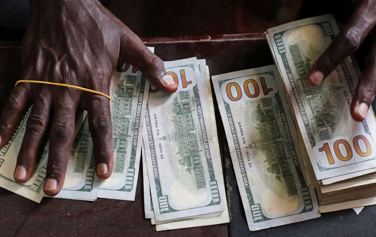 Dolar AS Bertahan Dekat Level Terendah 5 Pekan Jumat (5/12) Pagi, Ini Penyebabnya