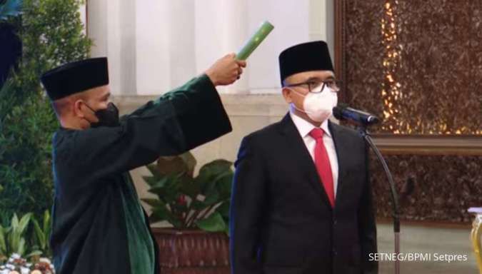 Jokowi Resmi Lantik Abdullah Azwar Anas Jadi Menteri PAN-RB