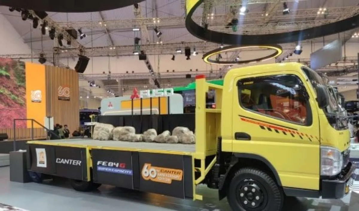 Rayakan Canter 60th Years Anniversary, KTB Produksi 60 unit FusoCanter SpecialEdition