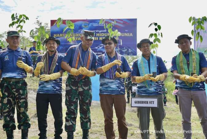 Pelindo Terminal Petikemas Tanam 5.000 Pohon di Embung Noelpopo, Kupang