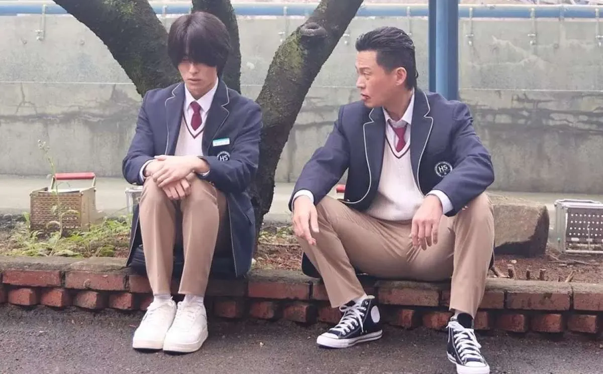 Nonton High School Return of a Gangster Subtitle Indonesia, Dibintangi Lee Seo Jin