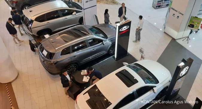 Pasar Lesu, Penjualan Mobil Nasional Turun pada 2023