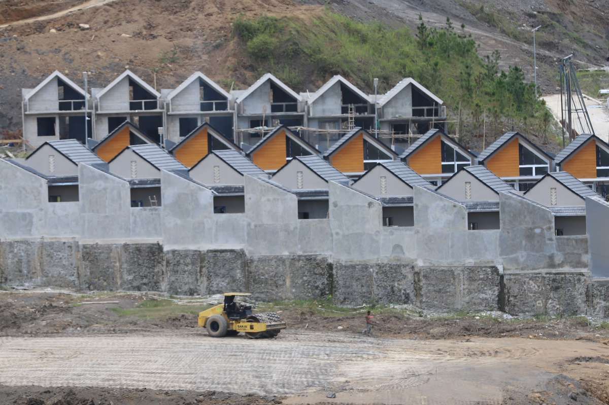 Likuiditas Bank Mulai Tertekan Kredit