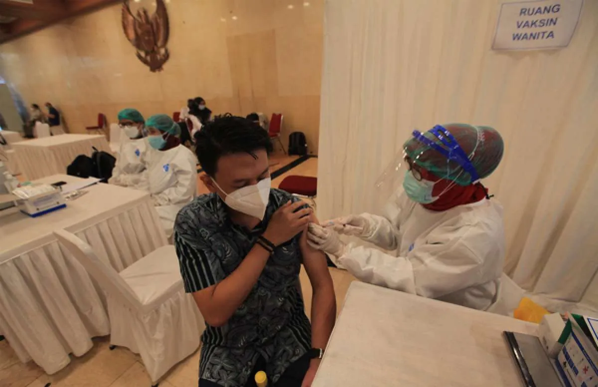 Vaksinasi Covid-19 saat Ramadan, ini 2 hal yang harus disiapkan umat Muslim