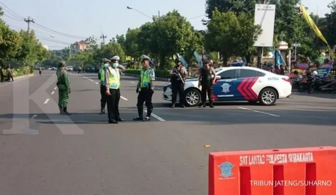 Suicide bomber strikes Surakarta Police HQ