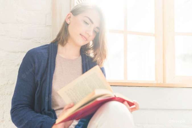 Bisa Meringankan Gejala Depresi, Ini 6 Manfaat Membaca Buku untuk Kesehatan