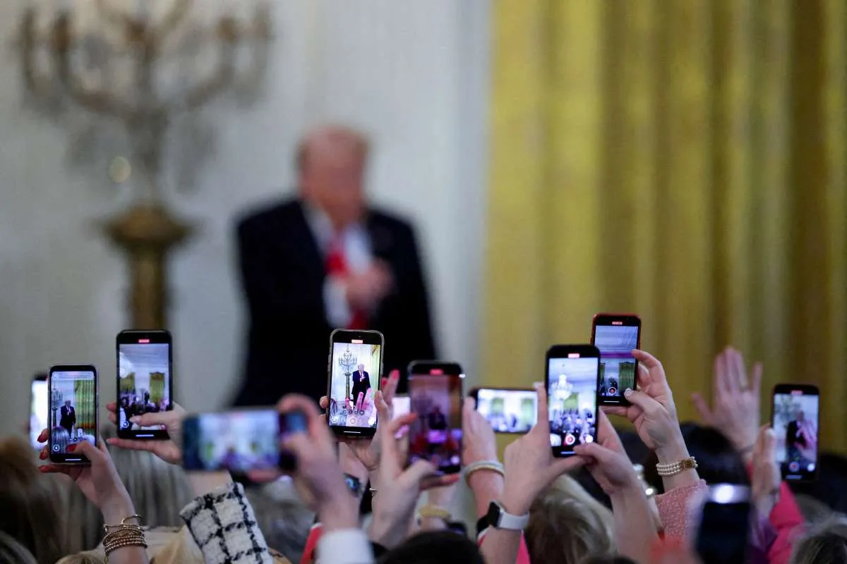 Kebijakan Parkir DHE SDA Jadi Alasan Trump Kenakan Tarif Impor 32% untuk Indonesia