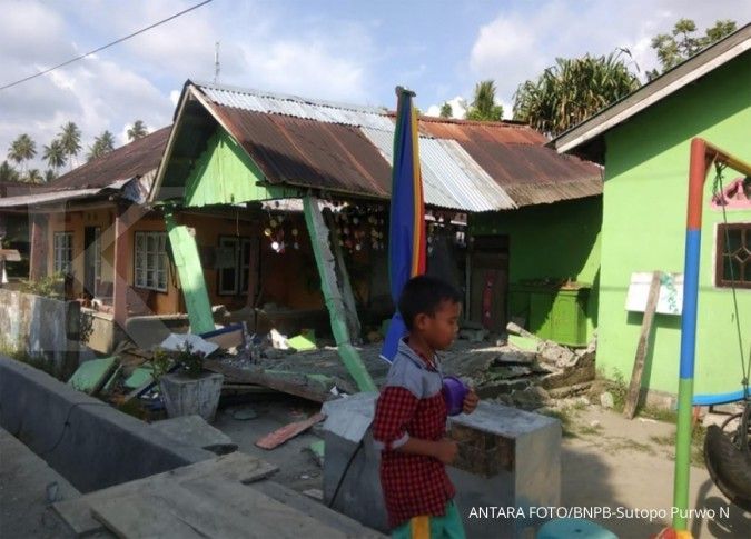 Pasokan listrik putus, jaringan telekomunikasi lumpuh pasca gempa Donggala 