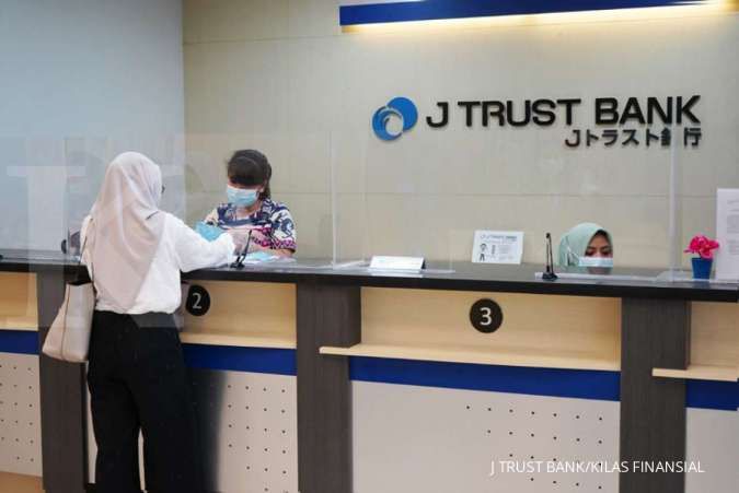J Trust Bank Jaga Stabilitas Kinerja