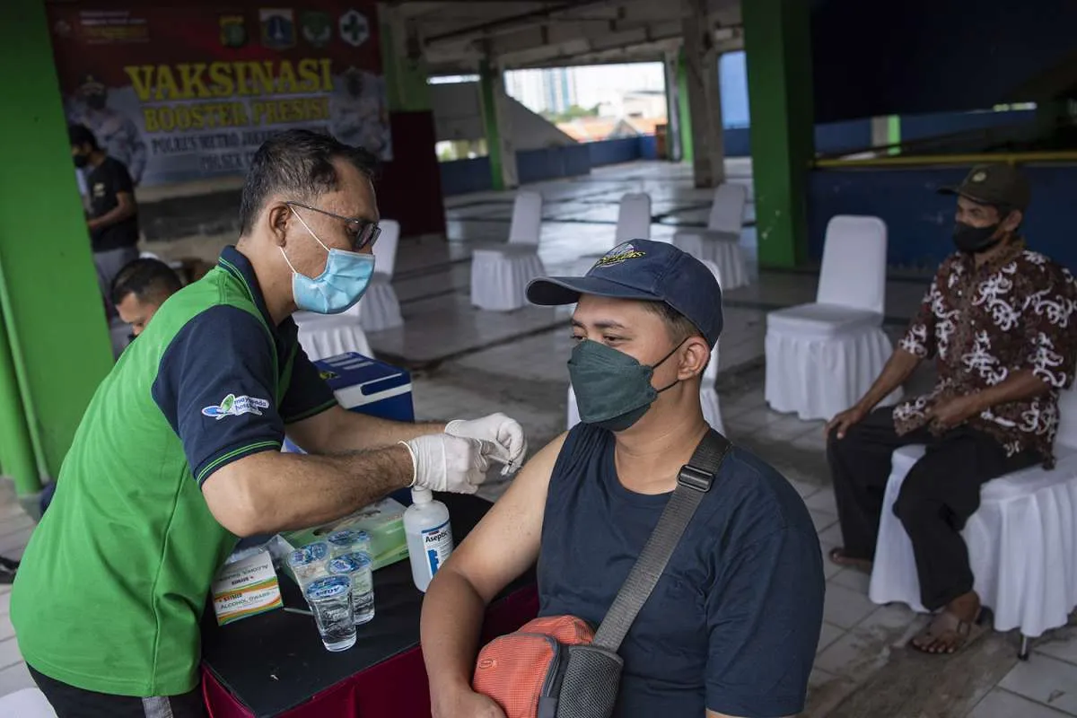 Vaksinasi Covid-19 Dosis Kedua Mencapai 69% dari Target