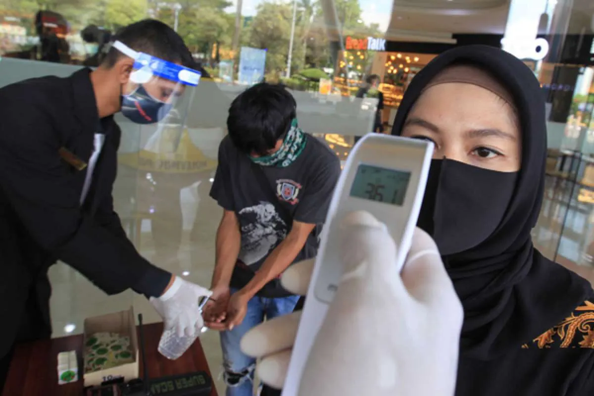 Inilah daftar hand sanitizer berbahaya yang ditarik FDA