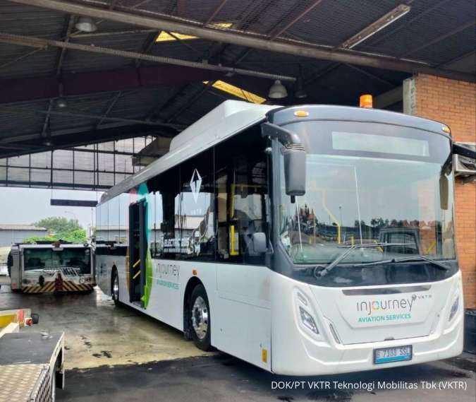 VKTR dan Gapura Angkasa Luncurkan Bus Listrik di Bandara Soetta Jelang Lebaran