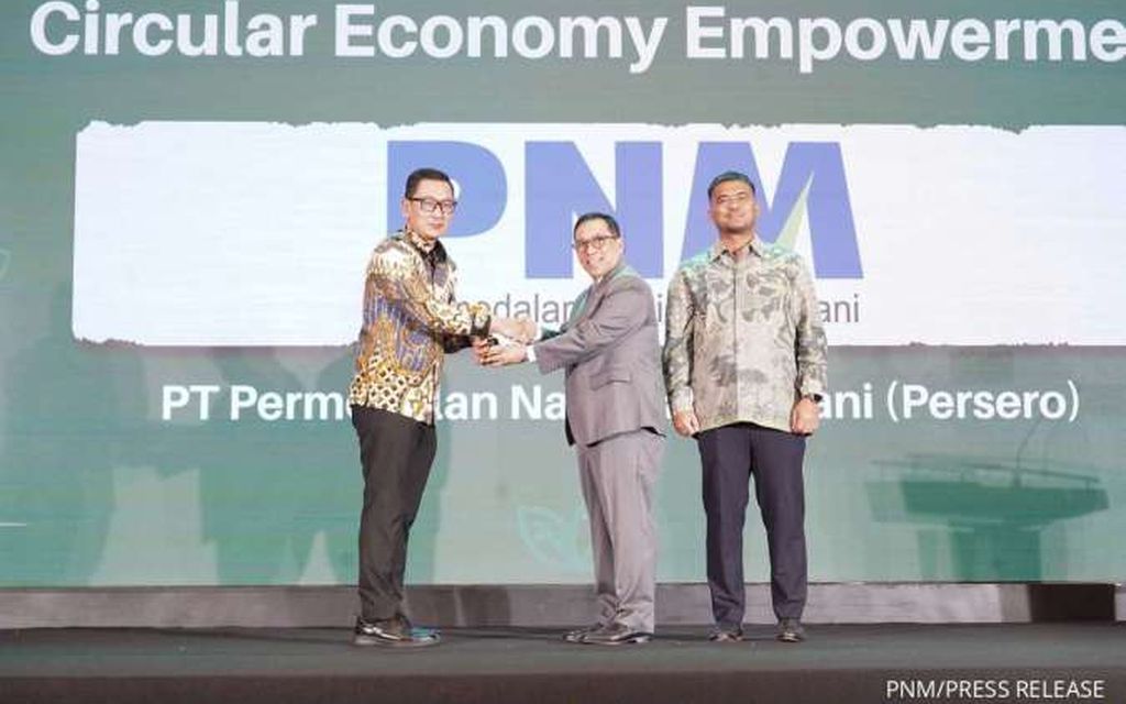  PNM Raih ESG NOW Awards 2026, Dorong Nasabah Mekaar Ubah Sampah Jadi Nilai Ekonomi 