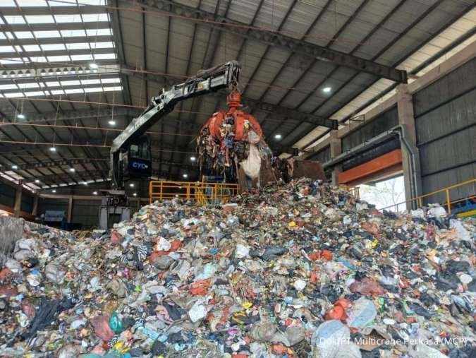 Peluang Bisnis Alat Berat dari Proyek Sampah