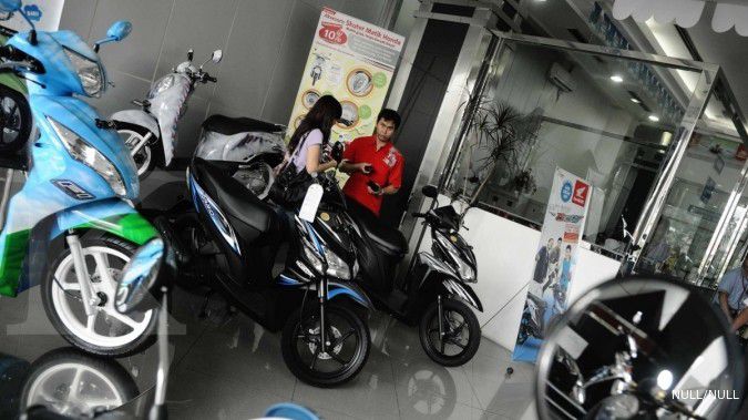 Motorcycle makers face slow sales, again