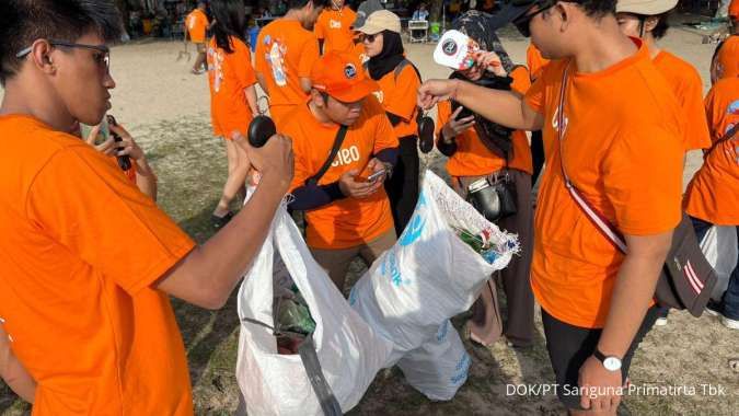Aksi #LangkahMurni Beach Clean Up di Pantai Sanur, Komitmen Cleo terhadap Lingkungan