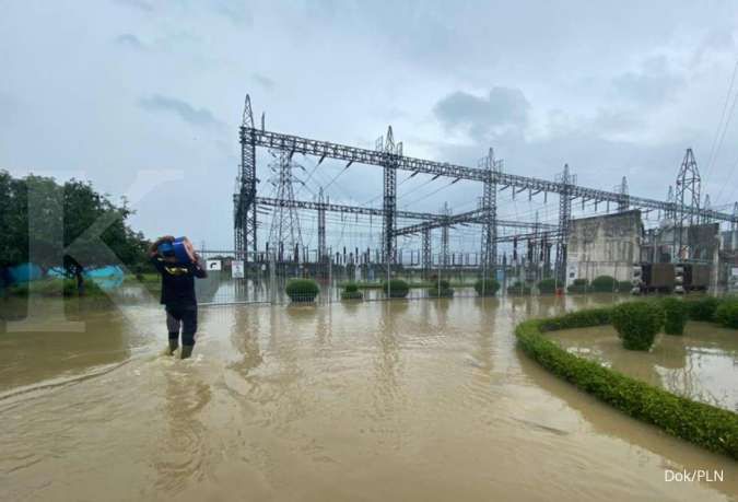 PLN: 77% Gardu listrik tedampak banjir telah kembali menyala