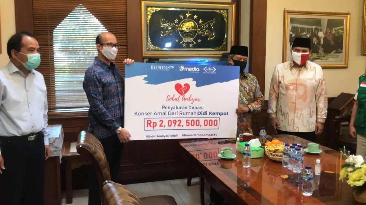 KompasTV dan Didi Kempot Salurkan Donasi Sobat Ambyar Peduli Bersama LAZIS NU