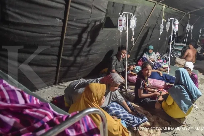 C. Sulawesi declares 14-day emergency period after earthquake, tsunami 
