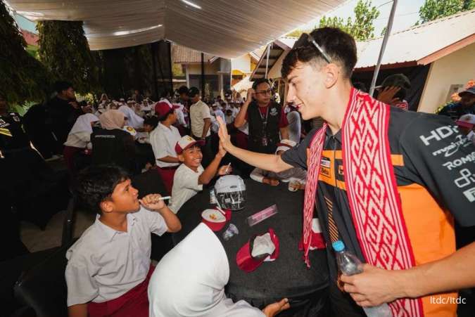 Dari Lintasan ke Sekolah, Pembalap Moto2 dan Moto3 Berbagi Inspirasi dengan Siswa