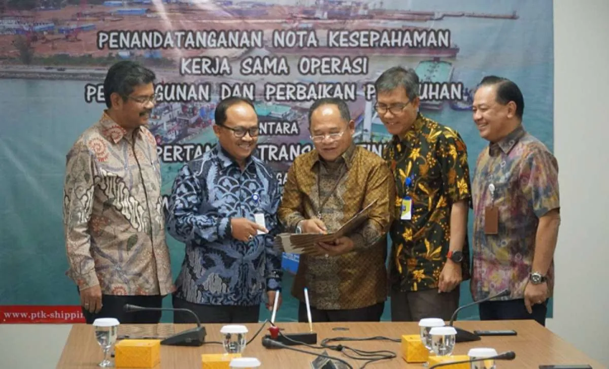 WSBP dana anak usaha Pertamina kerja sama perbaikan dan pengembangan pelabuhan