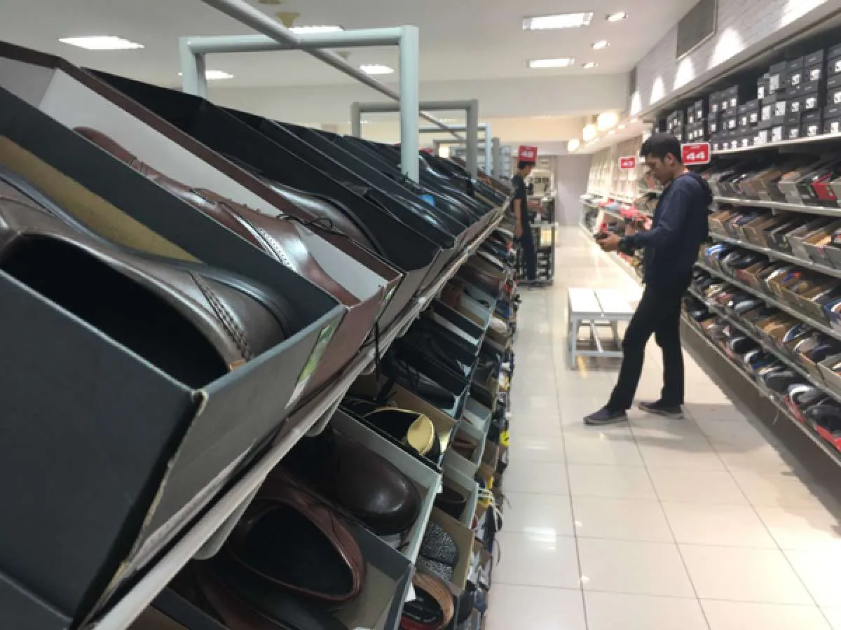 Walau ada corona, aktivitasl pabrik tekstil dan alas kaki masih berjalan normal